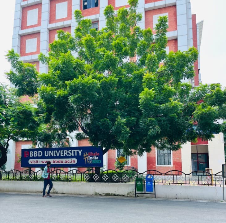 Babu Banarasi Das University Lucknow Campus photo 1